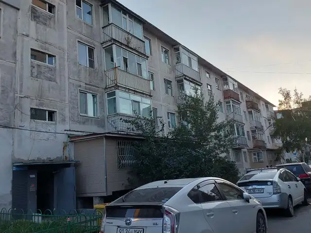 15-р хороолол орос 14-ийн урд 3 өрөө 77.4мкв байр, Улаанбаатар — Баянзүрх — 4-р хороо