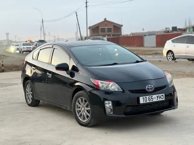 Toyota Prius 30