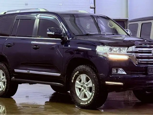 Toyota Land Cruiser 200
