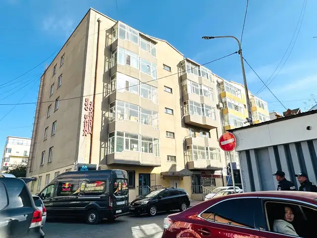 Мөнгөнзавъяа хойно 7/4 байр 2 өрөө 32м2, Улаанбаатар — Чингэлтэй — 1-р хороо