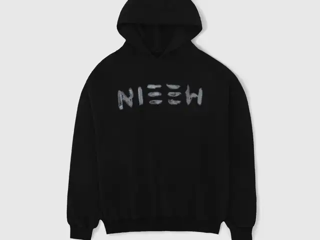 Nieeh oversized hoddie, Улаанбаатар — Чингэлтэй — 4-р хороо