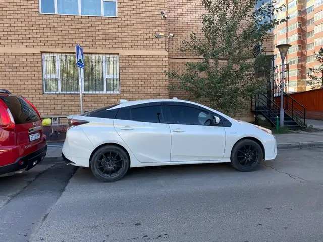 Toyota Prius 50
