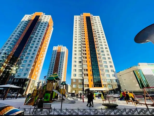 Удирдлагийн академийн хойно академи 1 хотхонд 79.98 мкв 3 өрөө байр, Улаанбаатар — Хан-Уул — 18-р хороо