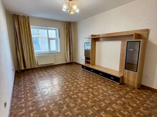 Зүүн 4 зам сансарт 2 өрөө байр 50мкв, Улаанбаатар — Баянзүрх — Зүүн 4 зам