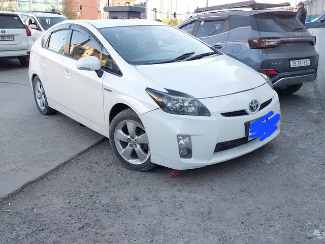 Toyota Prius 30