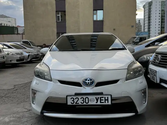 Toyota Prius 30