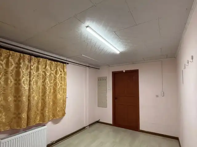 Ганданд нийтийн байранд өрөө, Улаанбаатар — Баянгол — Гандан
