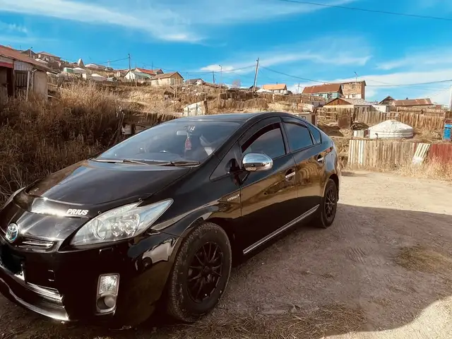 Toyota Prius 30