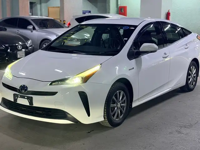 Toyota Prius 55