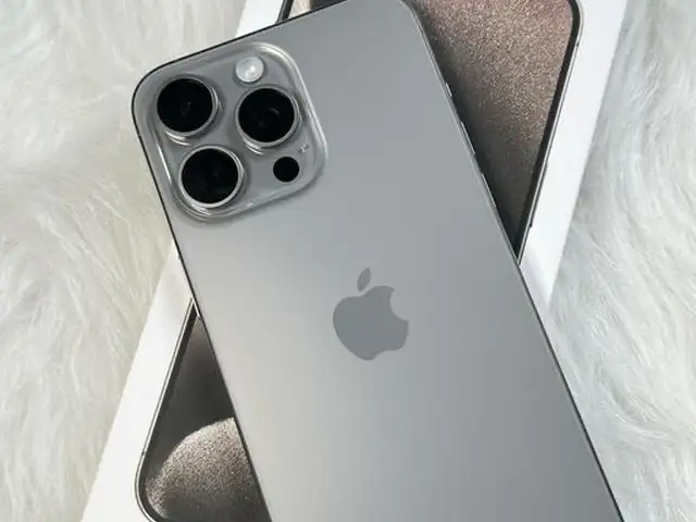 Apple iPhone 15 Pro Max, 256 gb, Natural Titanium, Улаанбаатар — Хан-Уул — Яармаг