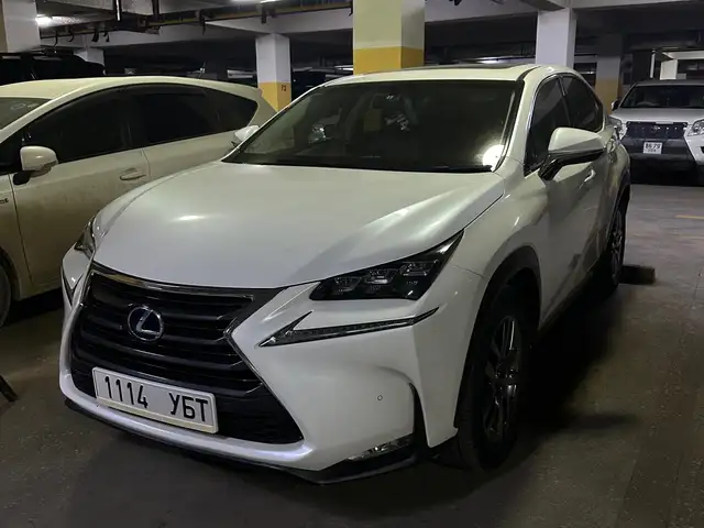 Lexus NX