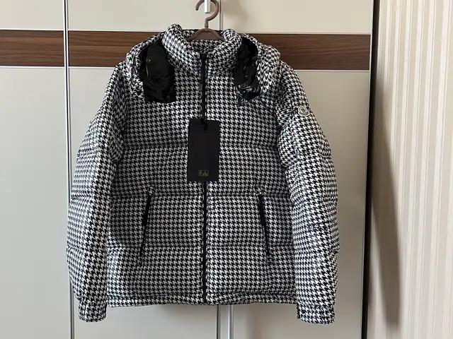 Moncler сөдөн куртка, Улаанбаатар — Баянзүрх — 36-р хороо