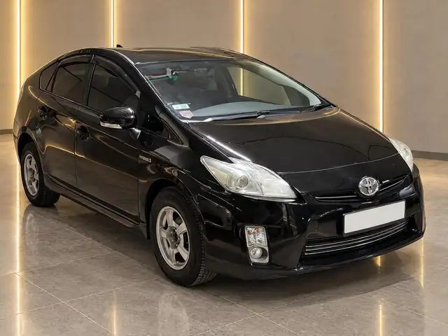 Toyota Prius 30