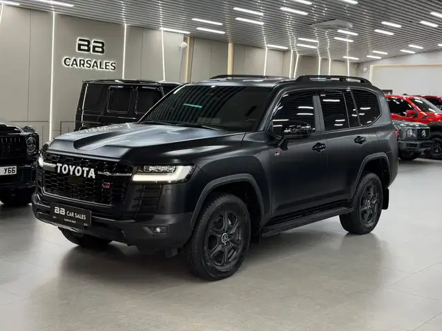 Toyota Land Cruiser 300