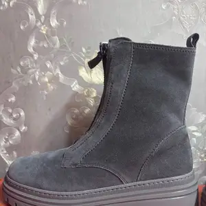 Brand gutal, Улаанбаатар — Сүхбаатар — 11-р хороолол