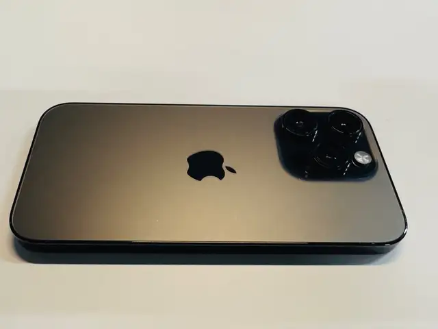 Apple iPhone 14 Pro, 256 gb, Space Black, Улаанбаатар — Хан-Уул — 19-р хороолол