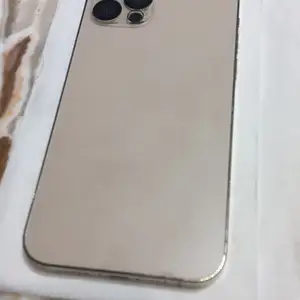 Apple iPhone 12 Pro, 128 gb, Gold, Улаанбаатар — Хан-Уул — 19-р хороолол