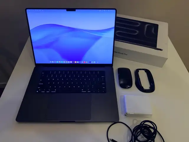 Apple 16'', Apple M4, 64 GB RAM, 1 TB, Улаанбаатар — Сүхбаатар — 6-р хороо