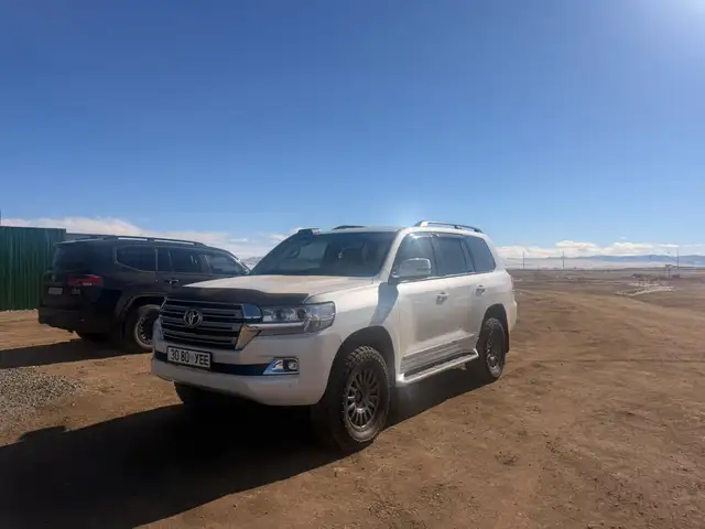 Toyota Land Cruiser 200