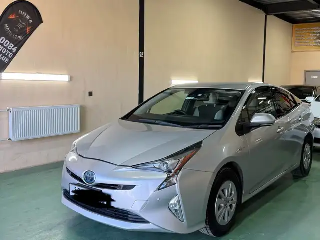 Toyota Prius 50