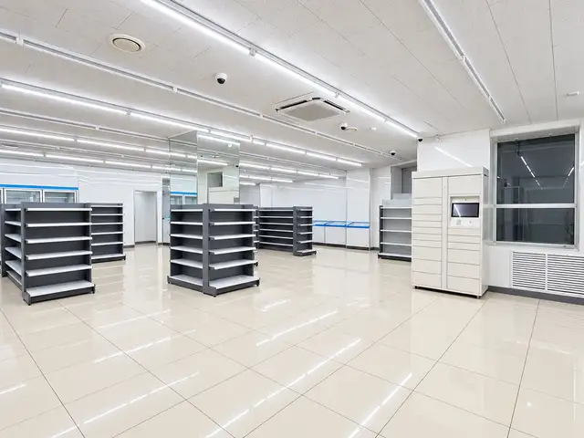 Кинг тауэр хотхонд 180м2 үйлчилгээний талбай, Улаанбаатар — Хан-Уул — King Tower