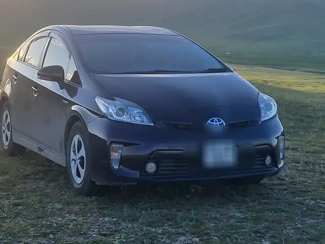 Toyota Prius 30