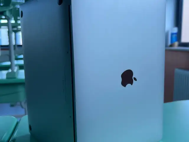 MacBook Air13.3, Intel Core i5, 8 GB RAM, 128 GB, Улаанбаатар — Хан-Уул — Яармаг