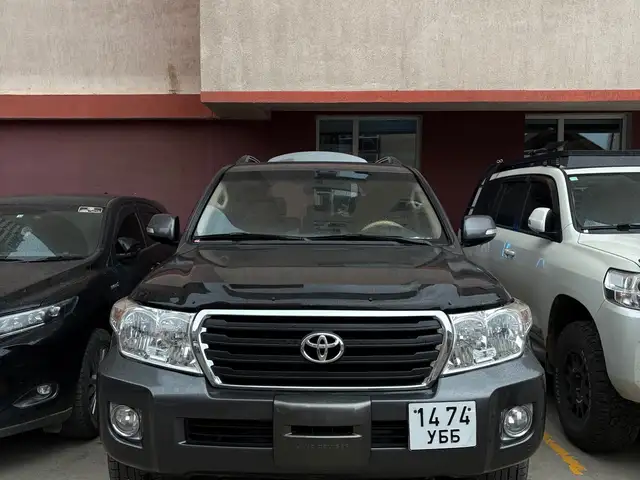Toyota Land Cruiser 200