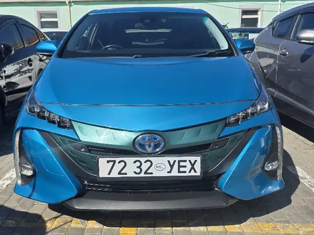 Toyota Prius PRIME 52