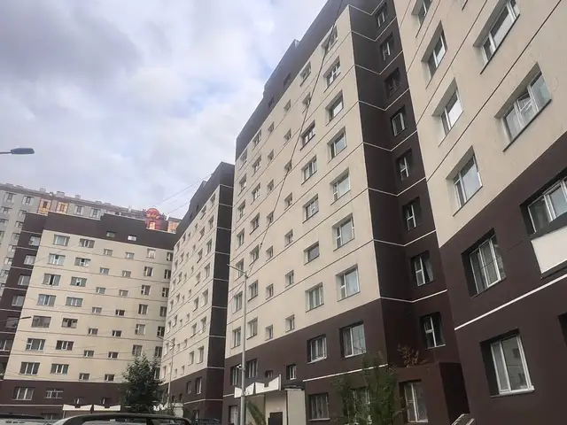 Натур, хард рок-н баруун талд байрлах 21-р байранд 5-н өрөө 105мкв, Улаанбаатар — Баянзүрх — Натур худалдааны төв