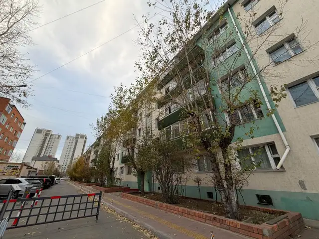 Сбд, 2-р хороо циркийн зүүн талд гал тогоо тусдаа 2 өрөө байр 60мкв, Улаанбаатар — Сүхбаатар — 4-р хороо