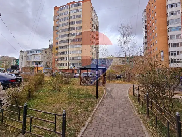 Циркийн зүүн талд 31 сургуулийн хойно 4 өрөө 94м2, Улаанбаатар — Сүхбаатар — Цирк
