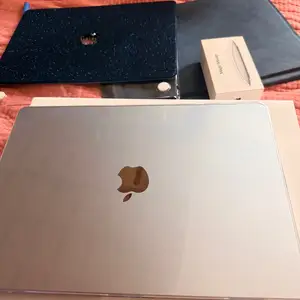 Apple 15'', Apple M5, 16 GB RAM, 128 GB, Улаанбаатар — Баянгол — Төмөр зам