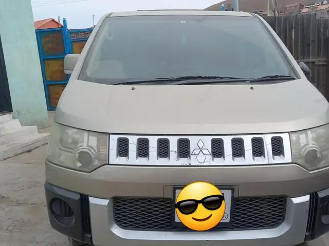 Mitsubishi Delica