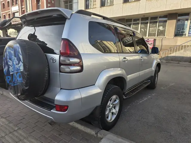 Toyota Land cruiser Prado 120