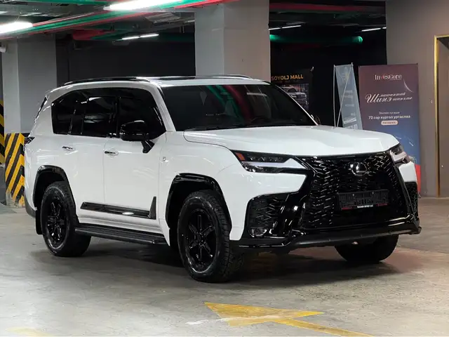 Lexus LX 600
