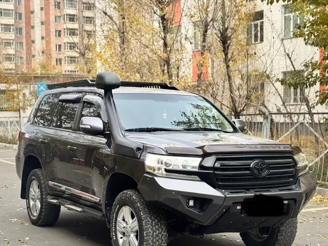 Toyota Land Cruiser 200