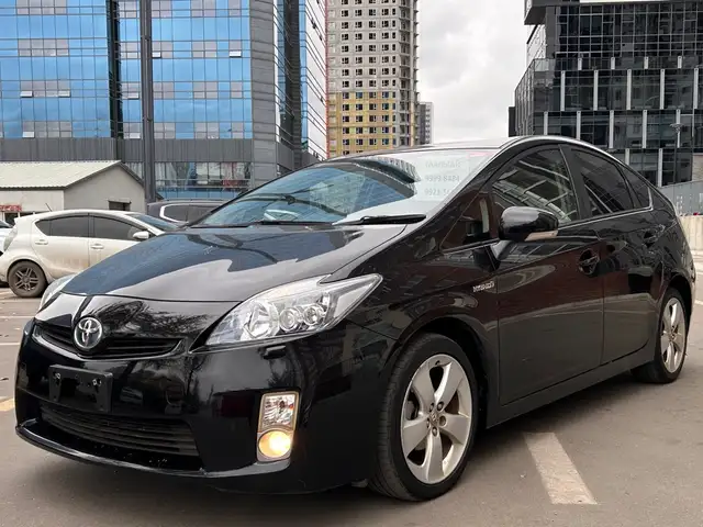 Toyota Prius 30