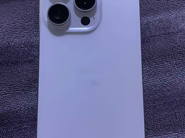 Apple iPhone 15 Pro, 128 gb, White Titanium, Улаанбаатар — Сонгинохайрхан — Зүүн салаа