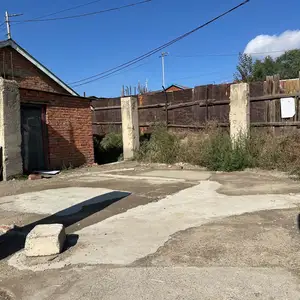 Өргөө кино театрын ард хашаанд гэр, Улаанбаатар — Баянгол — 22-р хороо