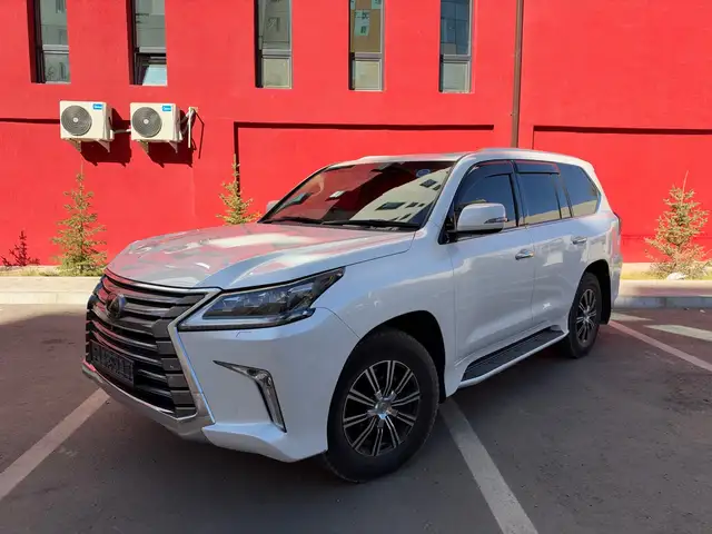 Lexus LX 570