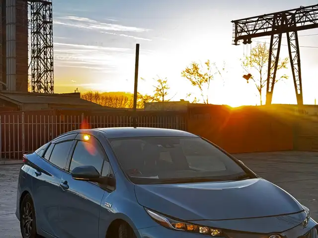 Toyota Prius PRIME 52