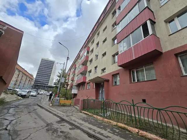 Сансар баянцээлд гал тогоо тусдаа 3 өрөө 65мкв, Улаанбаатар — Баянзүрх — Сансар