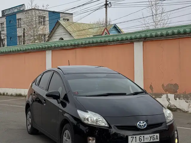 Toyota Prius 30