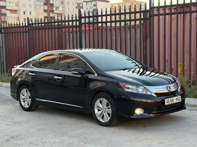 Lexus HS