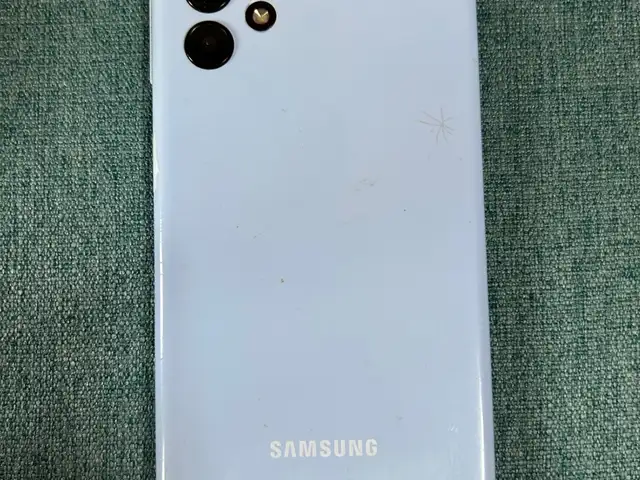 Samsung galaxy a13, Улаанбаатар — Баянзүрх — 14-р хороолол
