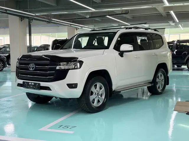 Toyota Land Cruiser 300