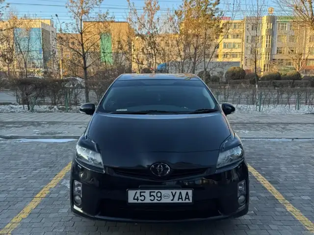 Toyota Prius 30