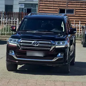 Toyota Land Cruiser 200