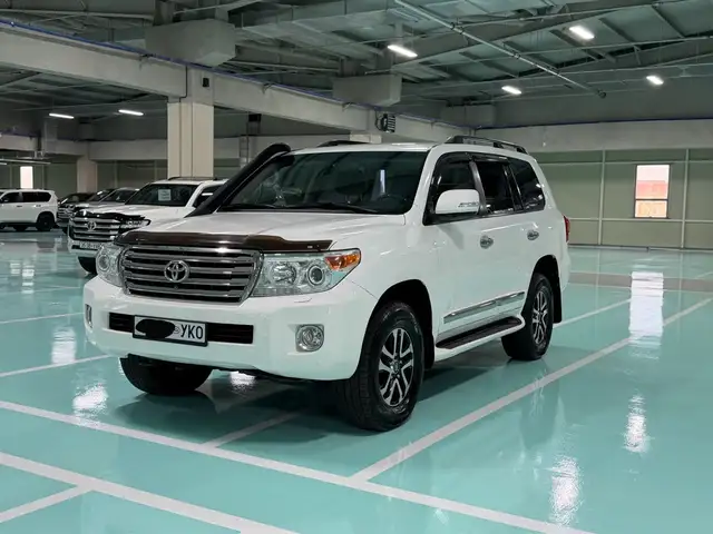 Toyota Land Cruiser 200